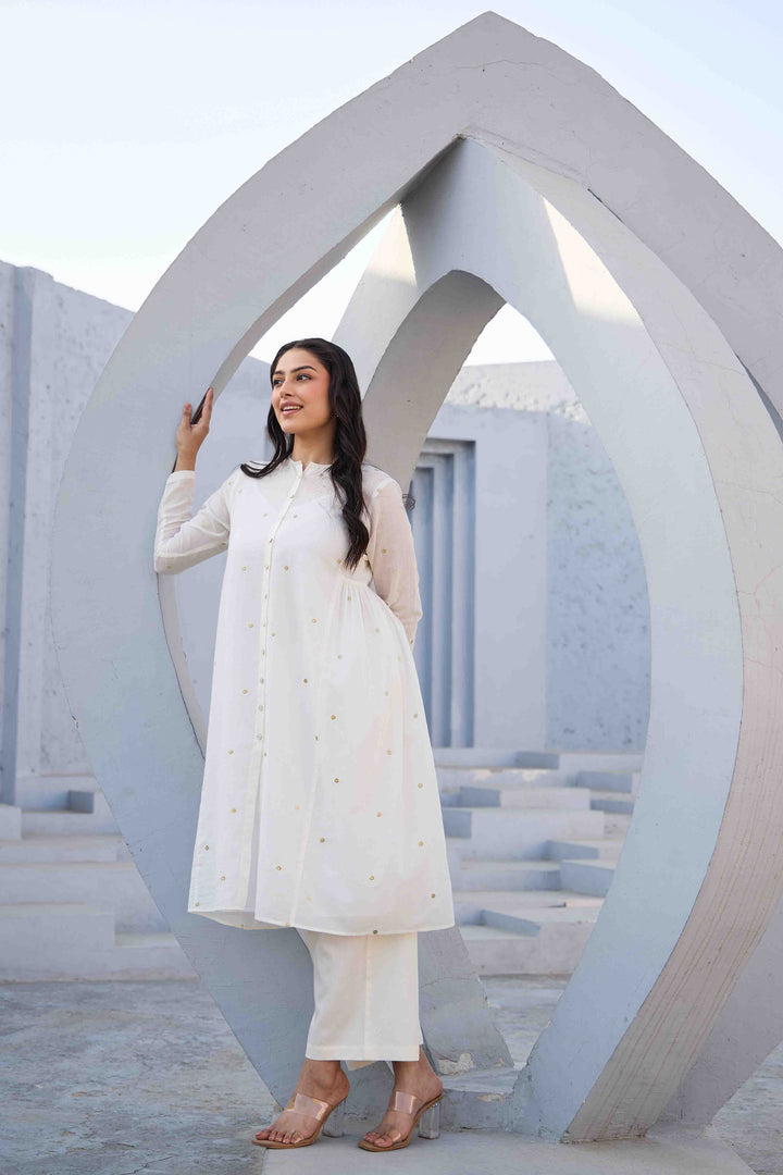 COTTON MUL EMBROIDERED KURTA SET