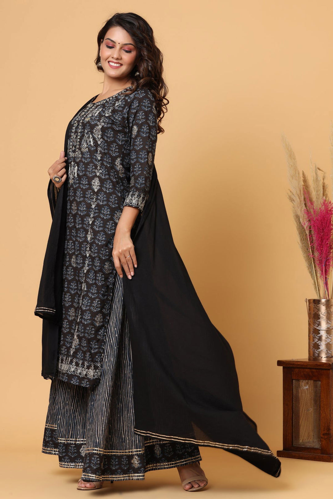 Black Embroidered Cotton Kurta Sharara Set (Set Of 3) - Kaajh - #tag4#