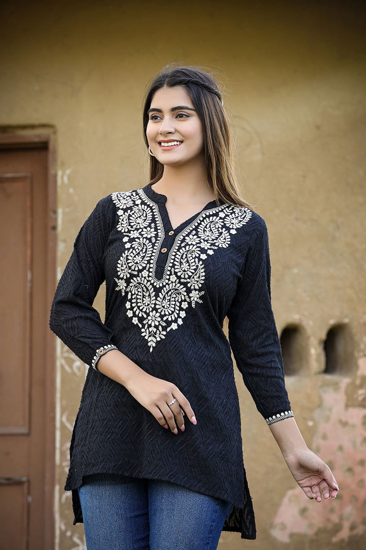 Black Solid Embroidery Cotton Top - Kaajh - #tag4#