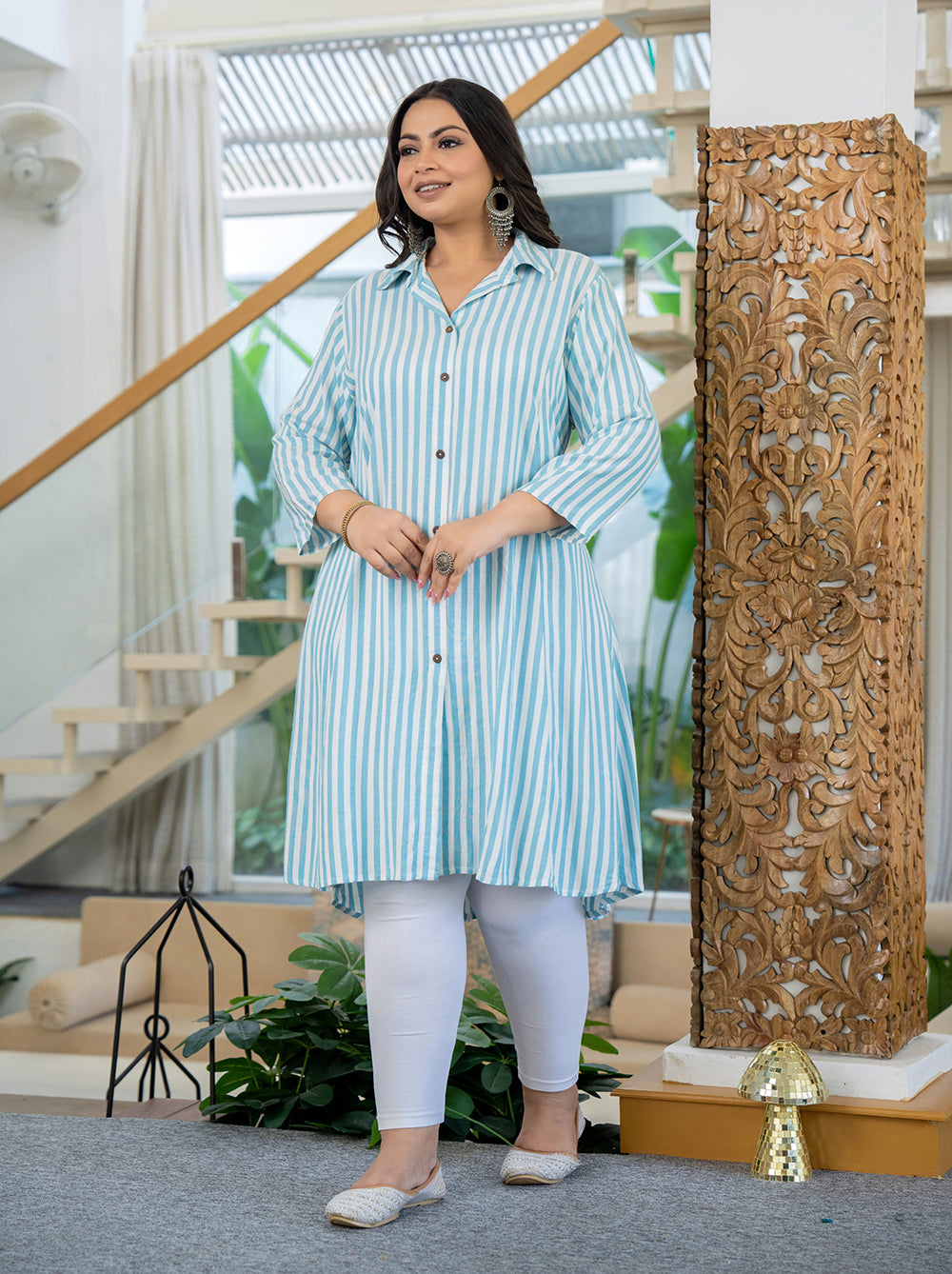 White Striped Viscose Rayon Plus Size Kurta (Set Of 1)