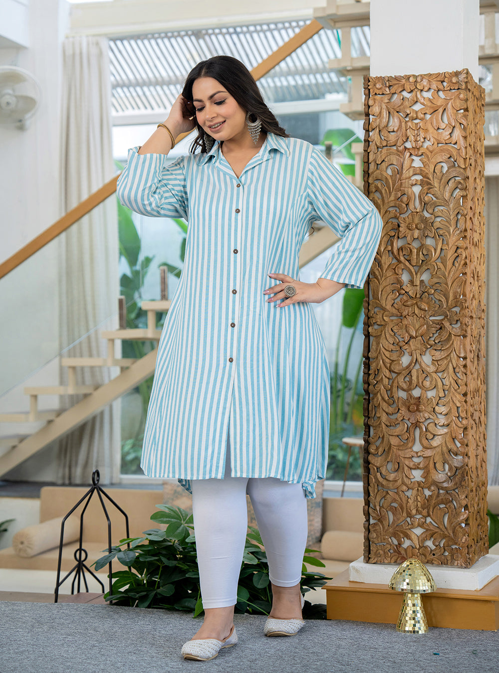 White Striped Viscose Rayon Plus Size Kurta (Set Of 1)