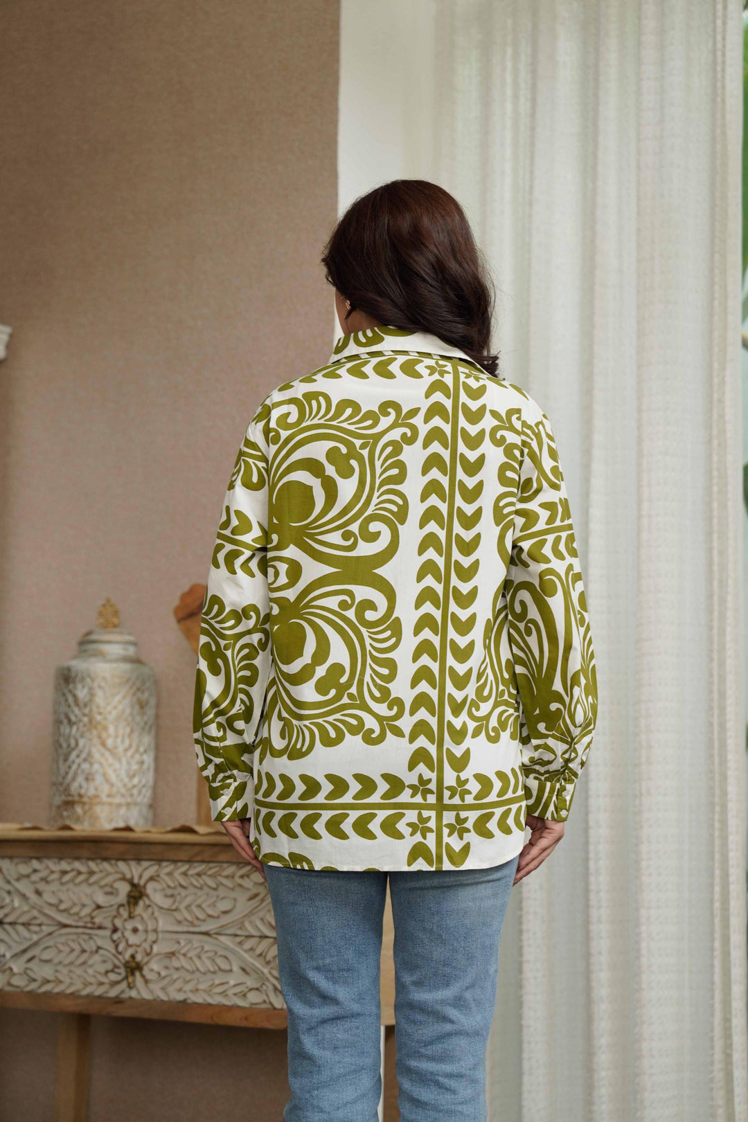 INAYA Green & White Print