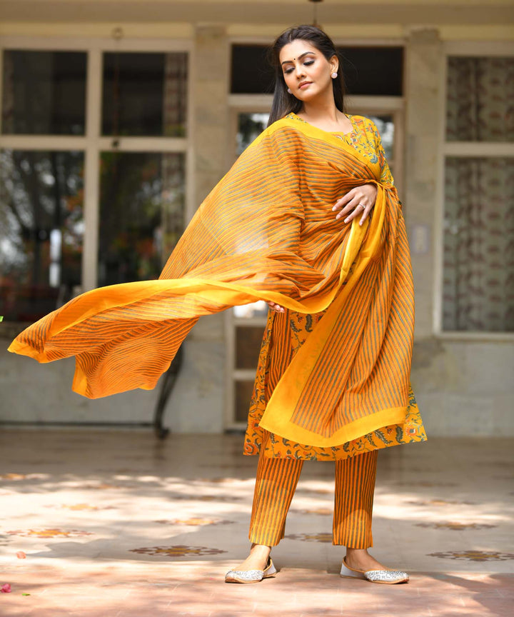 Buy a Yellow Cotton Suit Set With Dupatta Online | Best Kurta Set for Ladies