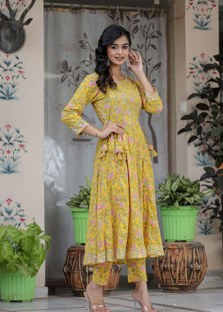 Yellow Floral Printed Cotton Kurta Pant Set (Set Of 2) - Kaajh - #tag4#