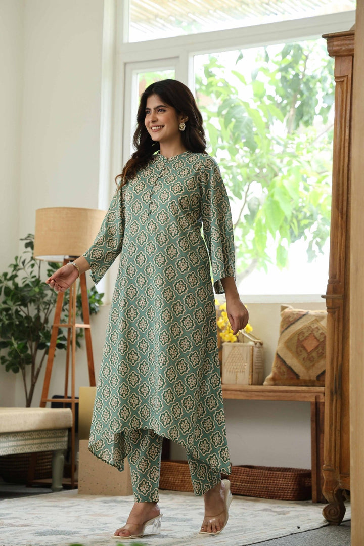 ANYA GREEN COTTON KURTA SET - Kaajh