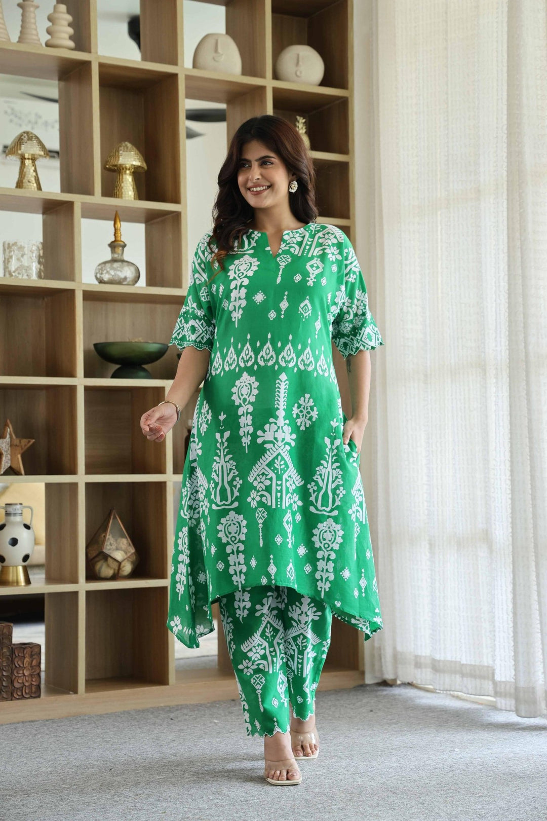 KARENA GREEN KURTA SET - Kaajh