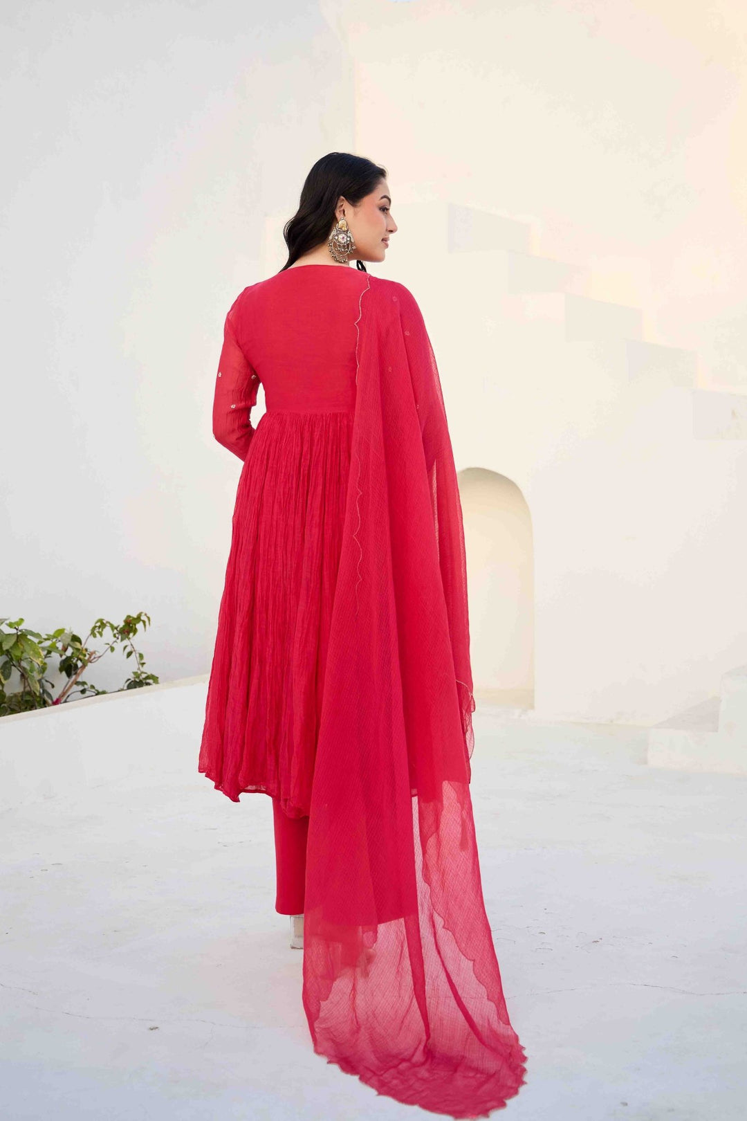 MIRA RED ANARKALI KURTA SET - Kaajh
