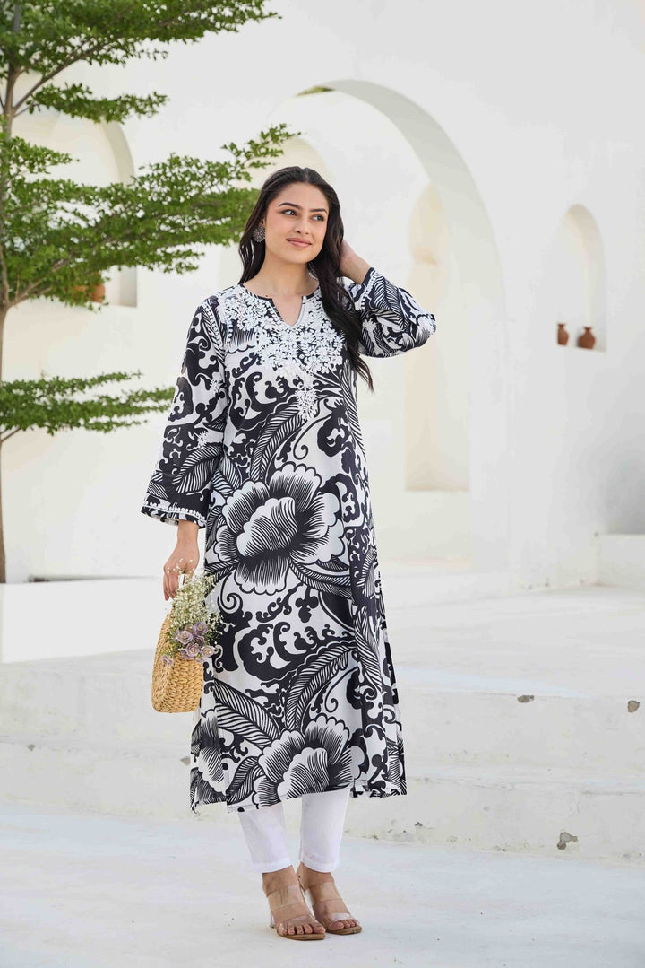 NOOR BLACK CHIKANKARI EMBROIDERED KURTA - Kaajh