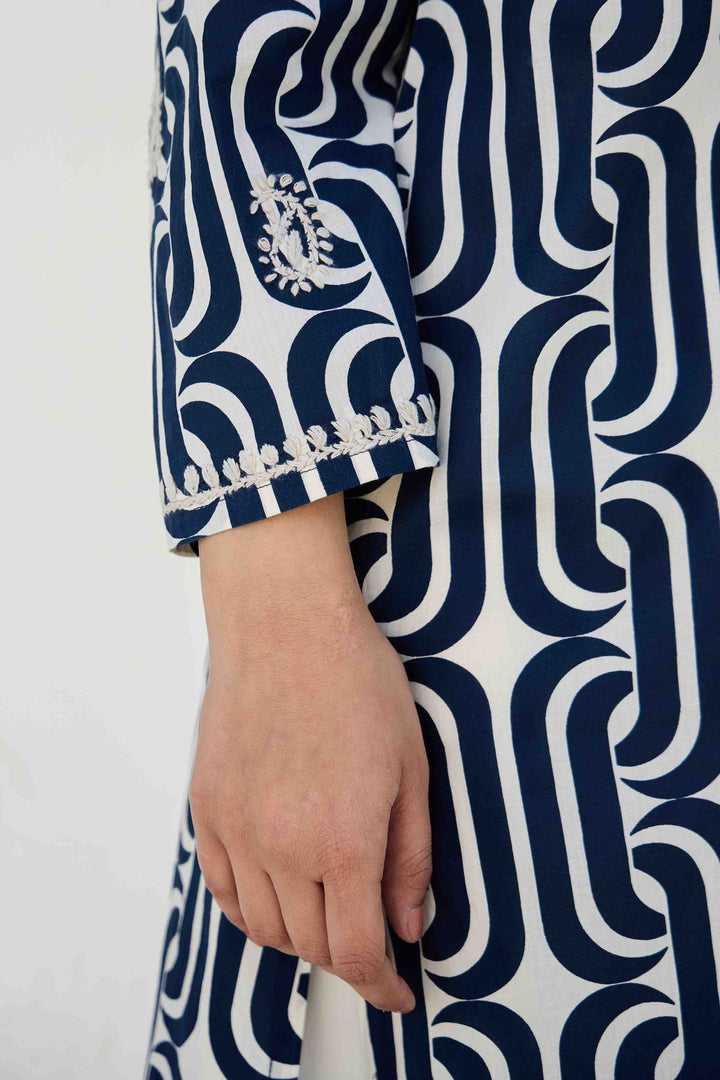 NOOR BLUE CHIKANKARI EMBROIDERED KURTA - Kaajh