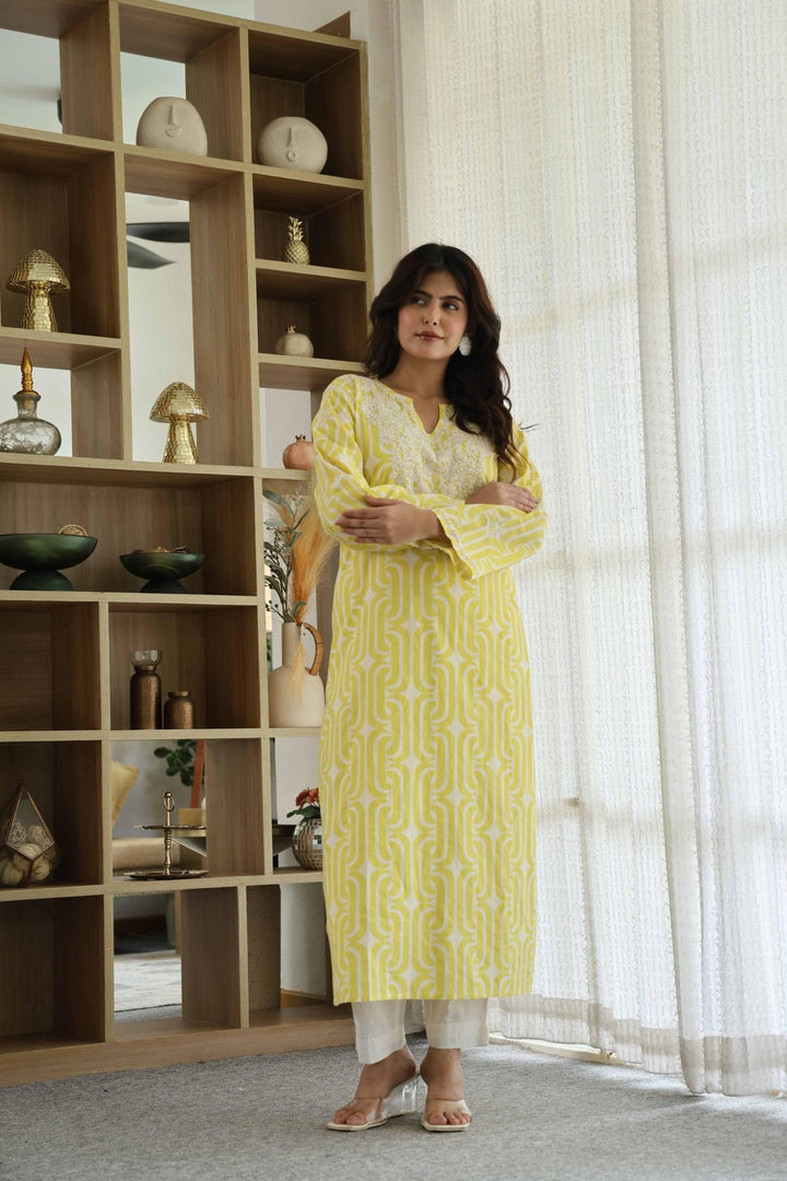PREMIUM CHIKANKARI EMBROIDERED KURTA - Kaajh