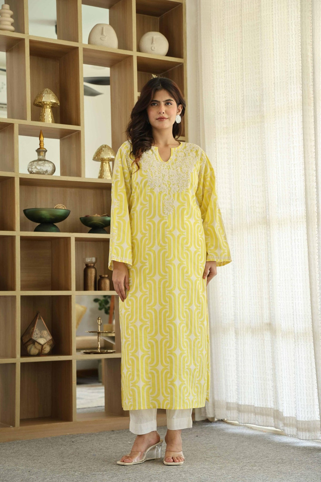 PREMIUM CHIKANKARI EMBROIDERED KURTA - Kaajh