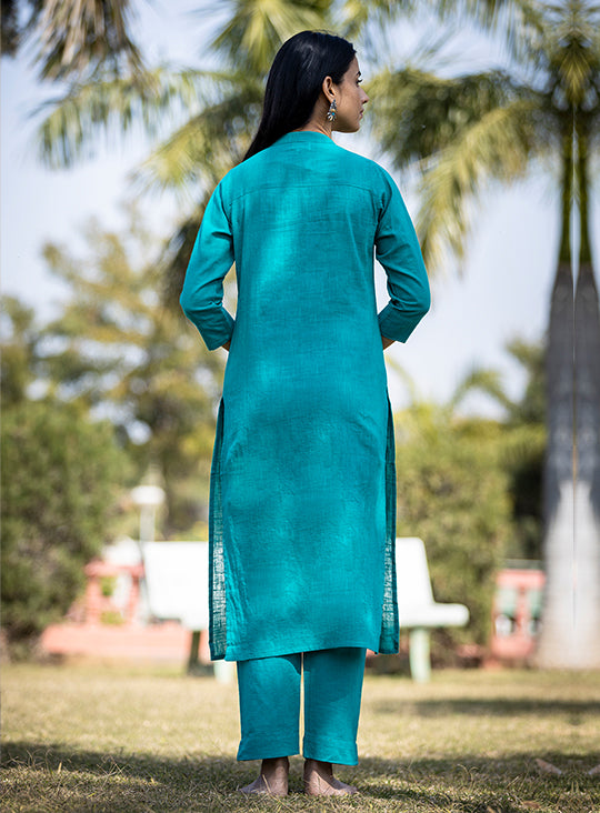 Ethnic Dresses for Women - Buy a teal Green Women's Kurti and Pants Online