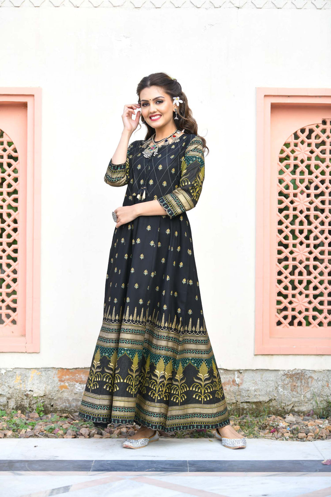 Black Green Gold Printed Embellishment Ethnic Gown (pack of 1)