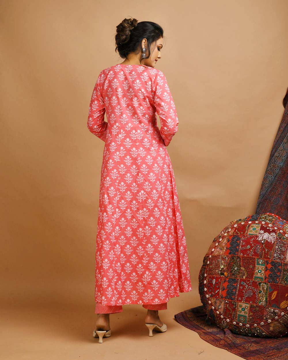 Buy a Pink Floral Suit Set With Dupatta Online | Best Cotton Suit for Ladies