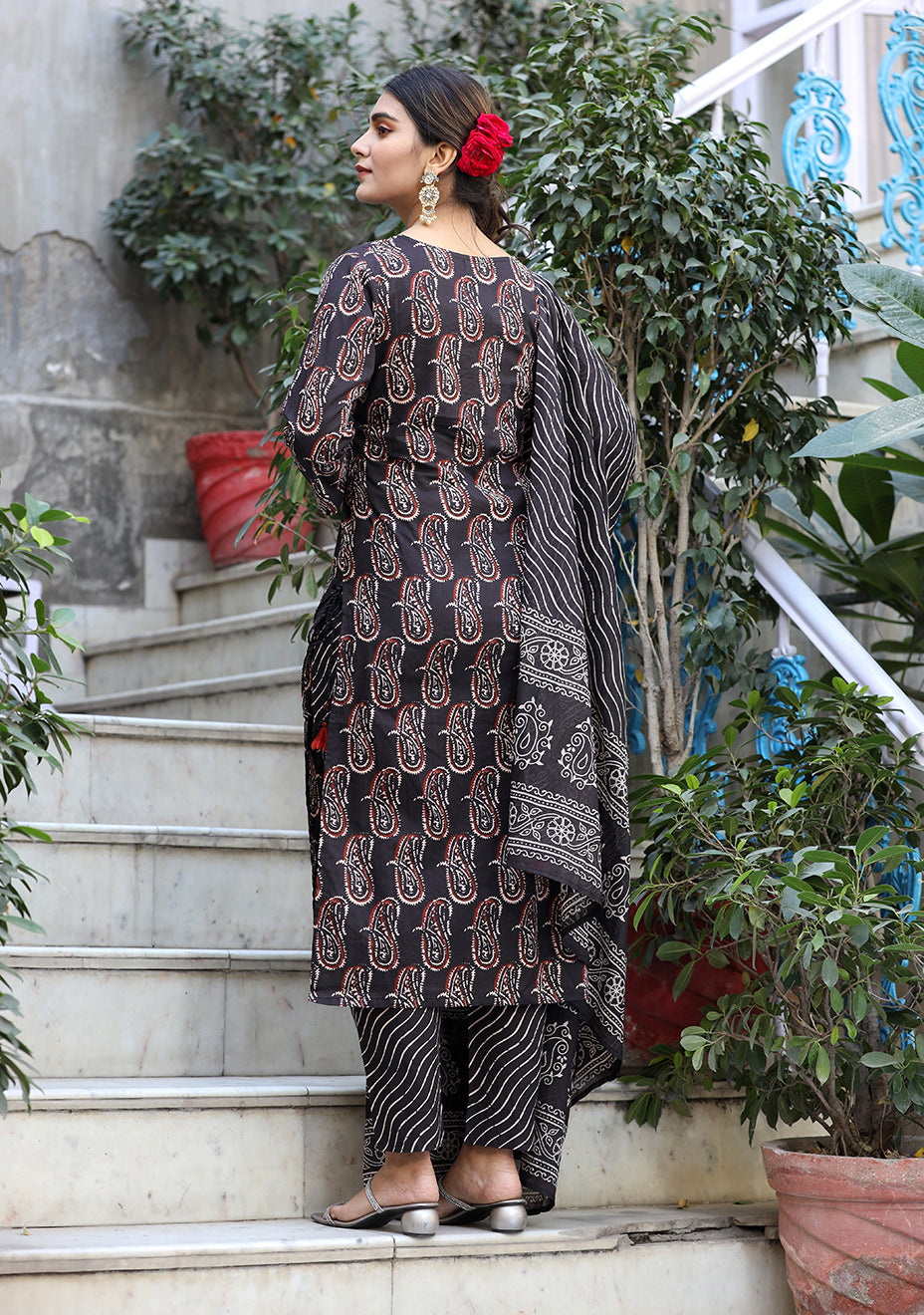 Buy Black Salwar Suit Set Online | Best Cotton Suits for Women Online in India
