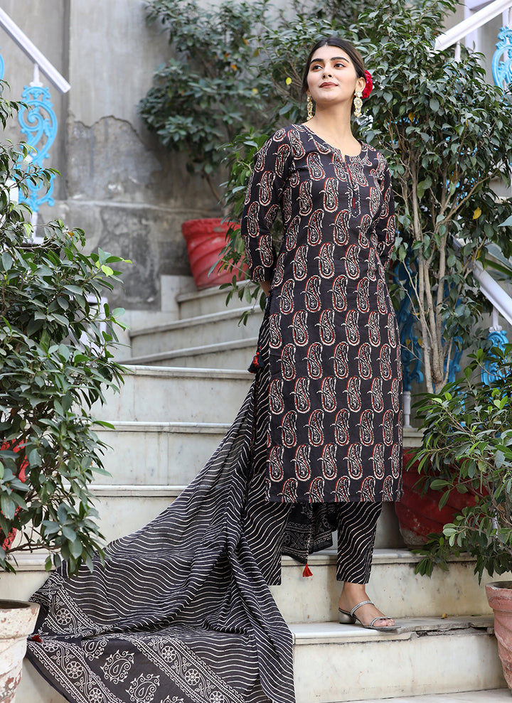 Buy Black Salwar Suit Set Online | Best Cotton Suits for Women Online in India