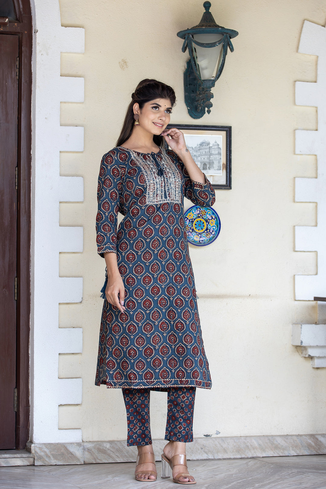 Blue Kurta Set for Women: Buy an Indian Ethnic Kurti and Pant Set | Kaajh