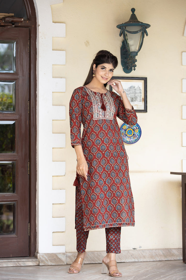 Red Kurta Set for Women: Buy an Indian Ethnic Kurti and Pant Set | Kaajh