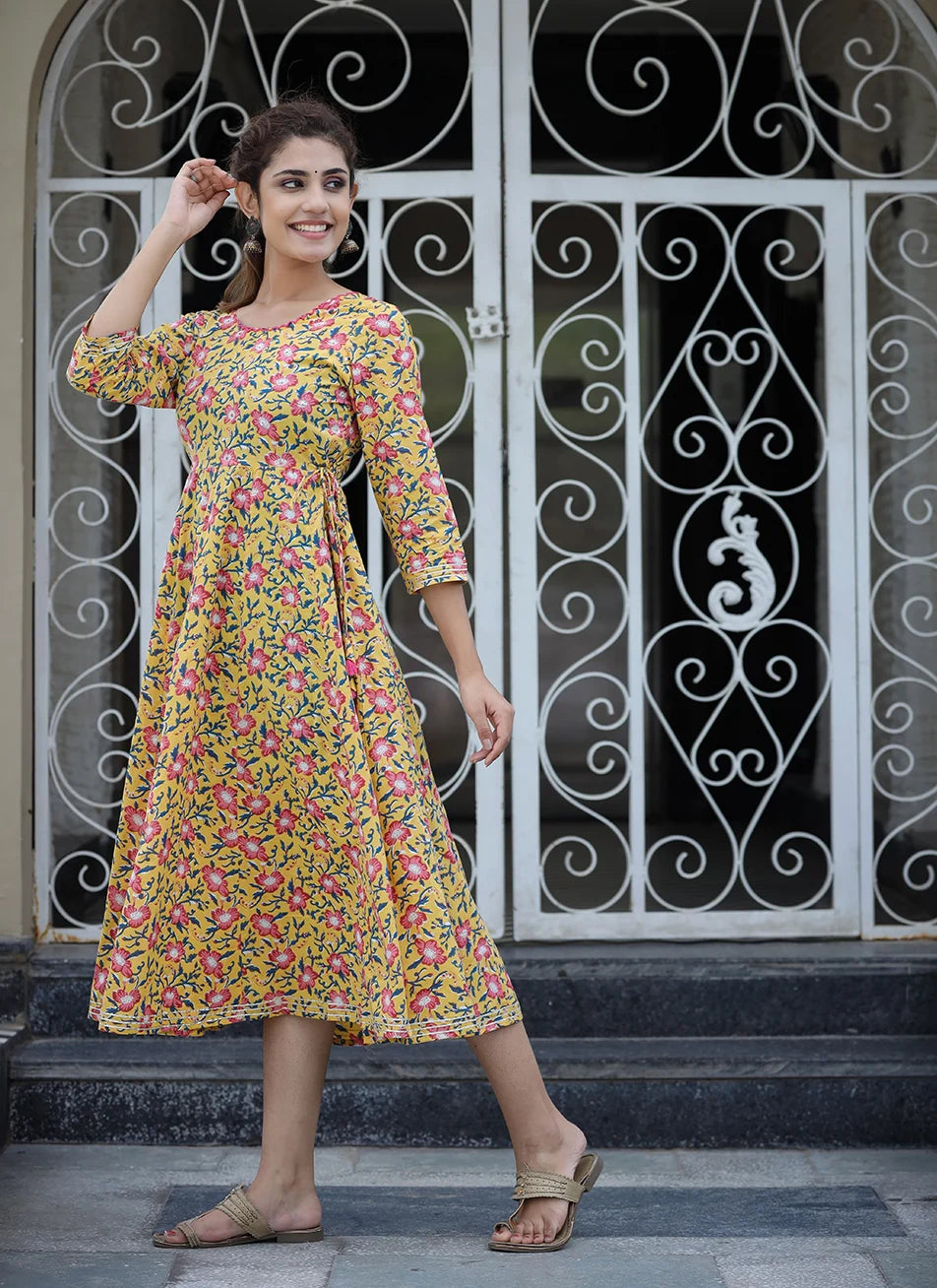 Yellow Floral Printed Cotton Ethnic Dresses (pack of 1)