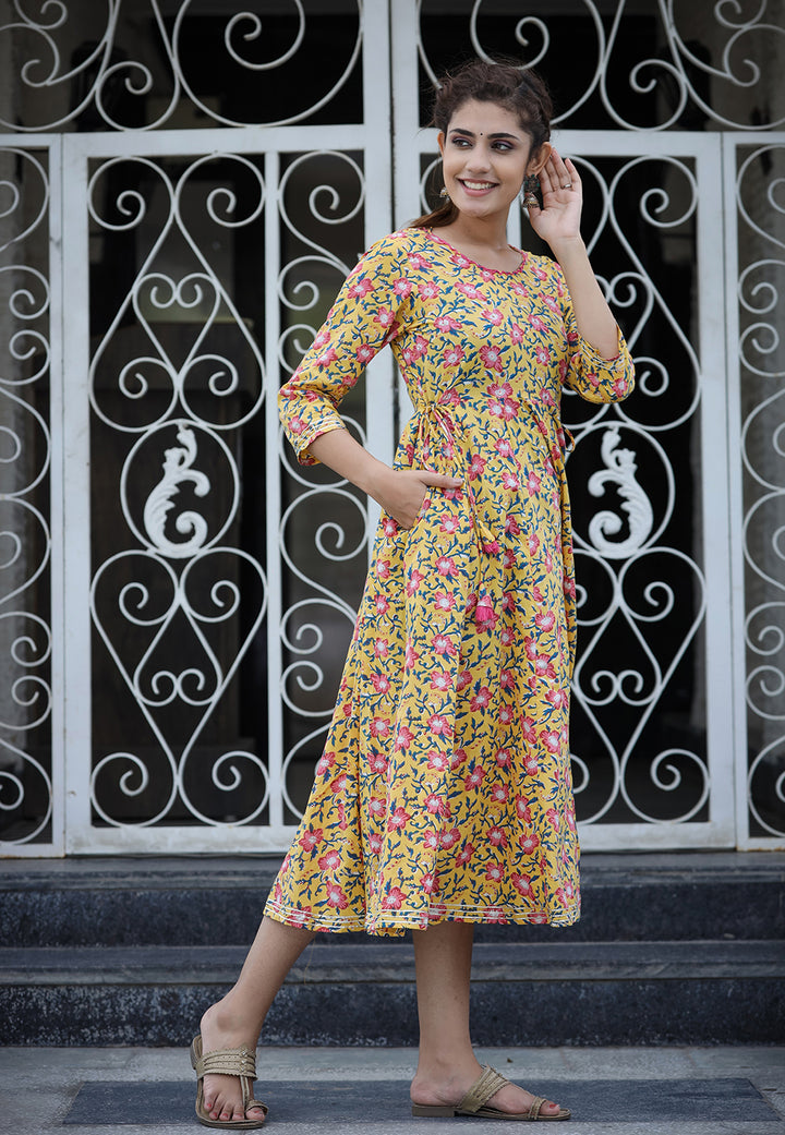 Yellow Floral Printed Cotton Ethnic Dresses (pack of 1)