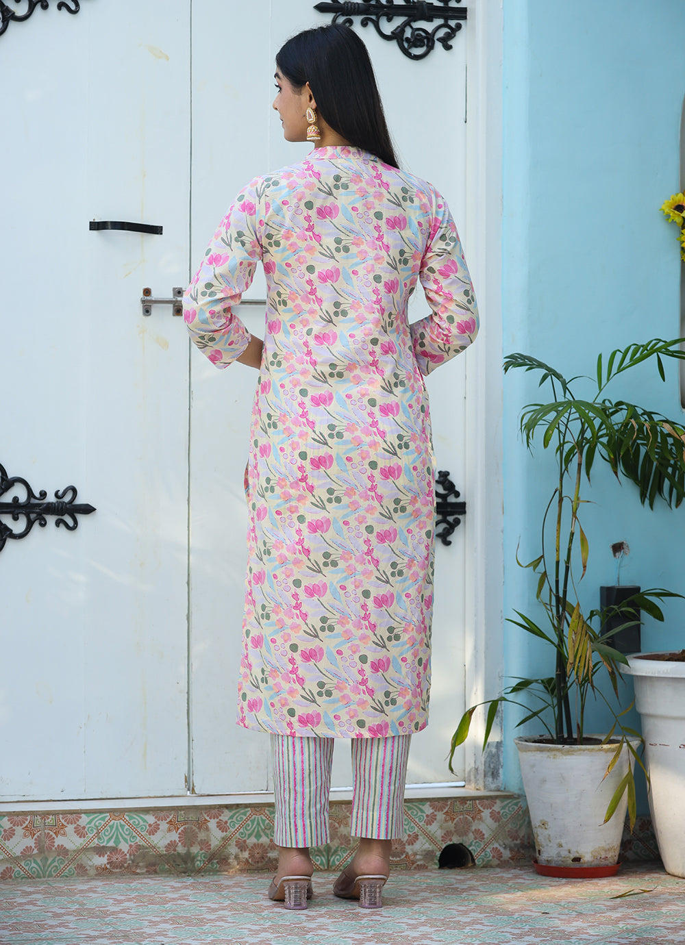 Pink Kurta Set for Women: Buy an Indian Ethnic Kurti and Pant Set | Kaajh